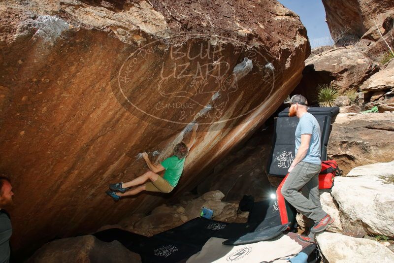 Bouldering in Hueco Tanks on 03/06/2020 with Blue Lizard Climbing and Yoga
Filename: SRM_20200306_1516520.jpg
Aperture: f/8.0
Shutter Speed: 1/250
Body: Canon EOS-1D Mark II
Lens: Canon EF 16-35mm f/2.8 L
