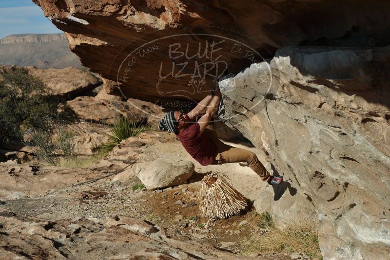 Bouldering in Hueco Tanks on 03/06/2020 with Blue Lizard Climbing and Yoga

Filename: SRM_20200306_1651560.jpg
Aperture: f/4.0
Shutter Speed: 1/1000
Body: Canon EOS-1D Mark II
Lens: Canon EF 50mm f/1.8 II