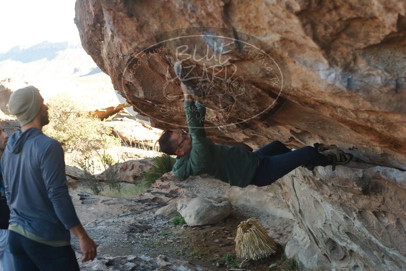Bouldering in Hueco Tanks on 03/16/2020 with Blue Lizard Climbing and Yoga

Filename: SRM_20200316_0935450.jpg
Aperture: f/4.5
Shutter Speed: 1/320
Body: Canon EOS-1D Mark II
Lens: Canon EF 50mm f/1.8 II