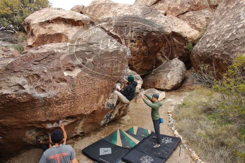 Bouldering in Hueco Tanks on 03/15/2020 with Blue Lizard Climbing and Yoga
Filename: SRM_20200315_0939260.jpg
Aperture: f/5.6
Shutter Speed: 1/320
Body: Canon EOS-1D Mark II
Lens: Canon EF 16-35mm f/2.8 L