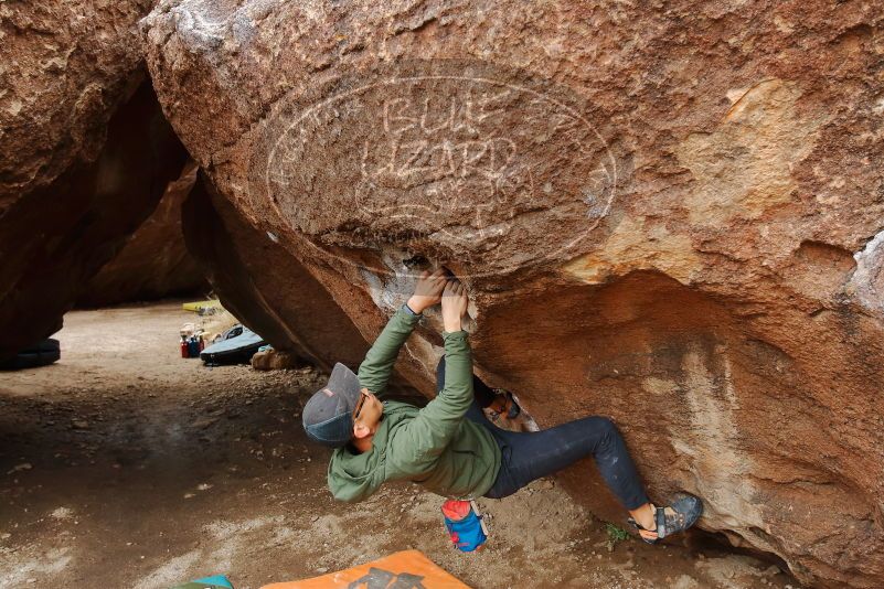 Bouldering in Hueco Tanks on 03/15/2020 with Blue Lizard Climbing and Yoga

Filename: SRM_20200315_0945210.jpg
Aperture: f/4.0
Shutter Speed: 1/320
Body: Canon EOS-1D Mark II
Lens: Canon EF 16-35mm f/2.8 L