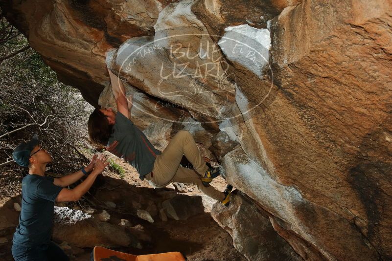 Bouldering in Hueco Tanks on 03/15/2020 with Blue Lizard Climbing and Yoga

Filename: SRM_20200315_1436410.jpg
Aperture: f/8.0
Shutter Speed: 1/250
Body: Canon EOS-1D Mark II
Lens: Canon EF 16-35mm f/2.8 L