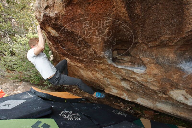 Bouldering in Hueco Tanks on 03/15/2020 with Blue Lizard Climbing and Yoga

Filename: SRM_20200315_1711260.jpg
Aperture: f/8.0
Shutter Speed: 1/250
Body: Canon EOS-1D Mark II
Lens: Canon EF 16-35mm f/2.8 L