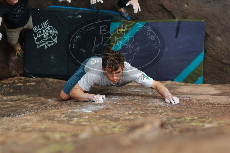 

Filename: SRM_20200315_1112150.jpg
Aperture: f/3.2
Shutter Speed: 1/500
Body: Canon EOS-1D Mark II
Lens: Canon EF 50mm f/1.8 II