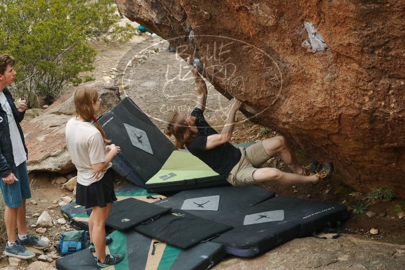 

Filename: SRM_20200315_1131370.jpg
Aperture: f/4.0
Shutter Speed: 1/400
Body: Canon EOS-1D Mark II
Lens: Canon EF 50mm f/1.8 II