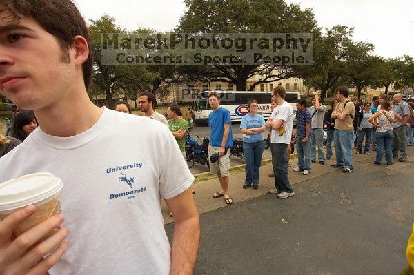 The Barack Obama "Kick-Ass" Rally--the Obama for president, 2008, rally
Filename: SRM_20070223_1258000.jpg
Aperture: f/13.0
Shutter Speed: 1/100
Body: Canon EOS-1D Mark II
Lens: Sigma 15-30mm f/3.5-4.5 EX Aspherical DG DF