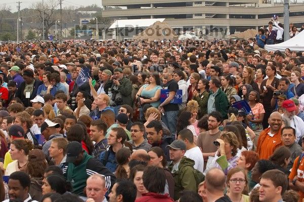 The Barack Obama "Kick-Ass" Rally--the Obama for president, 2008, rally
Filename: SRM_20070223_1459100.jpg
Aperture: f/8.0
Shutter Speed: 1/320
Body: Canon EOS 20D
Lens: Canon EF 80-200mm f/2.8 L