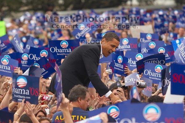 Obama speaking to a crowd of over 20,000 supporters at The Barack Obama "Kick-Ass" Rally--the Obama for president, 2008, rally, held in Austin, Friday, February 23, 2007.

Filename: SRM_20070223_1514101.jpg
Aperture: f/4.0
Shutter Speed: 1/250
Body: Canon EOS 20D
Lens: Canon EF 80-200mm f/2.8 L