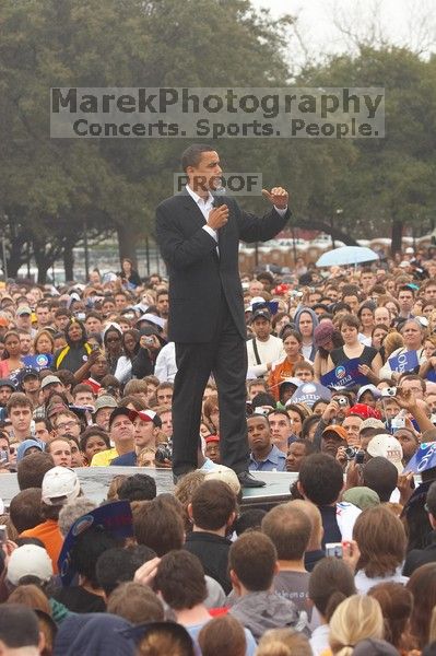Obama speaking to a crowd of over 20,000 supporters at The Barack Obama "Kick-Ass" Rally--the Obama for president, 2008, rally, held in Austin, Friday, February 23, 2007.
Filename: SRM_20070223_1520127.jpg
Aperture: f/5.0
Shutter Speed: 1/250
Body: Canon EOS 20D
Lens: Canon EF 80-200mm f/2.8 L