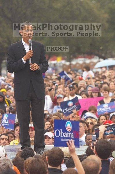 Obama speaking to a crowd of over 20,000 supporters at The Barack Obama "Kick-Ass" Rally--the Obama for president, 2008, rally, held in Austin, Friday, February 23, 2007.
Filename: SRM_20070223_1522346.jpg
Aperture: f/4.5
Shutter Speed: 1/320
Body: Canon EOS 20D
Lens: Canon EF 80-200mm f/2.8 L