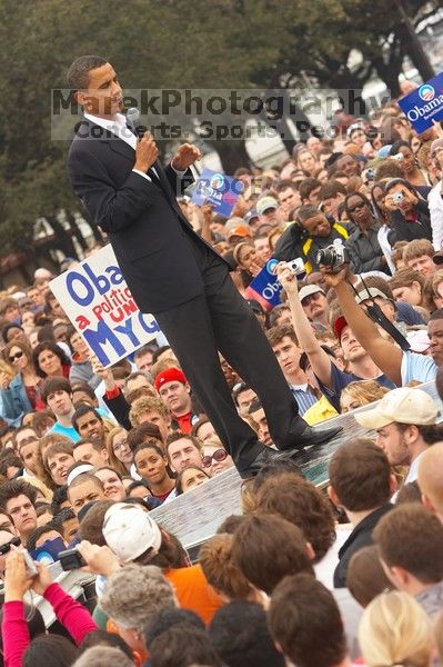 Obama speaking to a crowd of over 20,000 supporters at The Barack Obama "Kick-Ass" Rally--the Obama for president, 2008, rally, held in Austin, Friday, February 23, 2007.

Filename: SRM_20070223_1544404.jpg
Aperture: f/5.6
Shutter Speed: 1/250
Body: Canon EOS 20D
Lens: Canon EF 80-200mm f/2.8 L