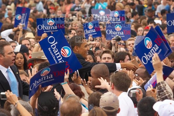 Obama speaking to a crowd of over 20,000 supporters at The Barack Obama "Kick-Ass" Rally--the Obama for president, 2008, rally, held in Austin, Friday, February 23, 2007.

Filename: SRM_20070223_1555540.jpg
Aperture: f/5.6
Shutter Speed: 1/250
Body: Canon EOS 20D
Lens: Canon EF 80-200mm f/2.8 L