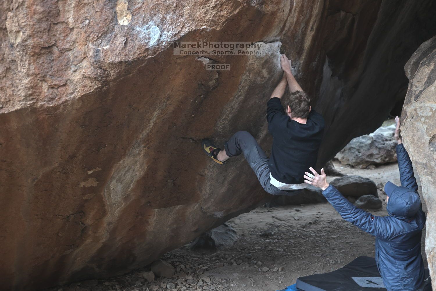 

Filename: SRM_20211125_1120340.jpg
Aperture: f/4.0
Shutter Speed: 1/400
Body: Canon EOS R6
Lens: Canon EF 50mm f/1.8 II