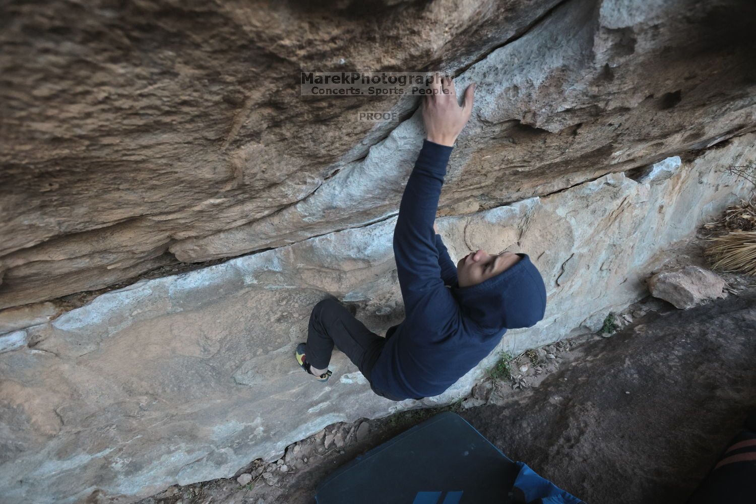 

Filename: SRM_20211125_1649150.jpg
Aperture: f/5.6
Shutter Speed: 1/640
Body: Canon EOS R6
Lens: Canon EF 16-35mm f/2.8 L