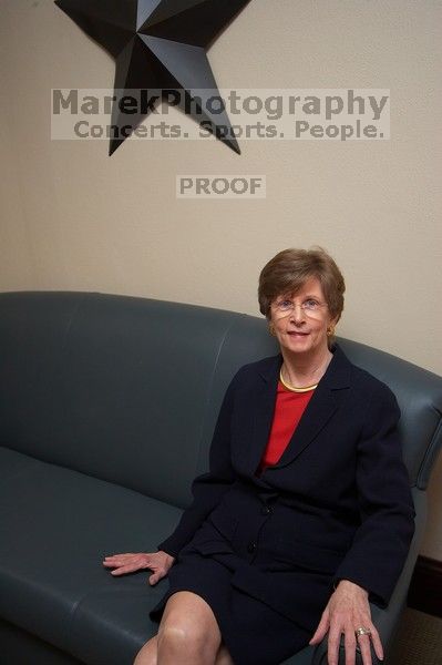 Portraits of UT Vice President of Employee and Campus Services Patricia L Clubb.

Filename: SRM_20070301_1407488.jpg
Aperture: f/4.5
Shutter Speed: 1/250
Body: Canon EOS-1D Mark II
Lens: Sigma 15-30mm f/3.5-4.5 EX Aspherical DG DF