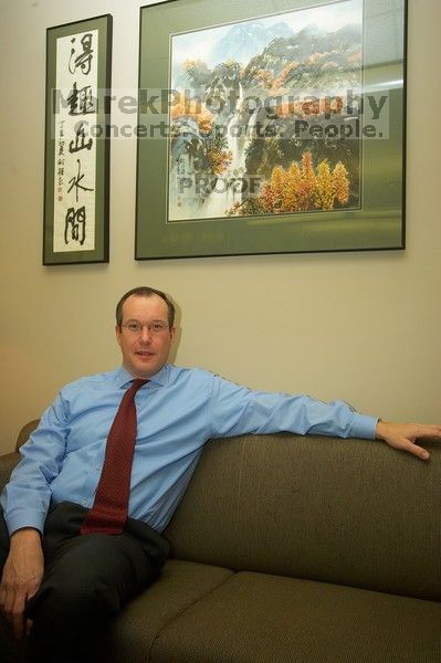 Portraits of UT Vice President of Information Technology Brian E Roberts.

Filename: SRM_20070226_0857588.jpg
Aperture: f/4.5
Shutter Speed: 1/250
Body: Canon EOS-1D Mark II
Lens: Sigma 15-30mm f/3.5-4.5 EX Aspherical DG DF