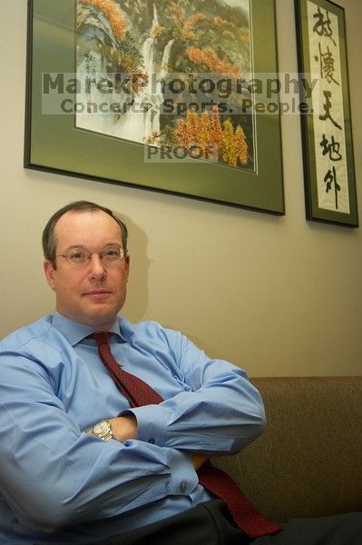Portraits of UT Vice President of Information Technology Brian E Roberts.

Filename: SRM_20070226_0858322.jpg
Aperture: f/4.5
Shutter Speed: 1/250
Body: Canon EOS-1D Mark II
Lens: Sigma 15-30mm f/3.5-4.5 EX Aspherical DG DF