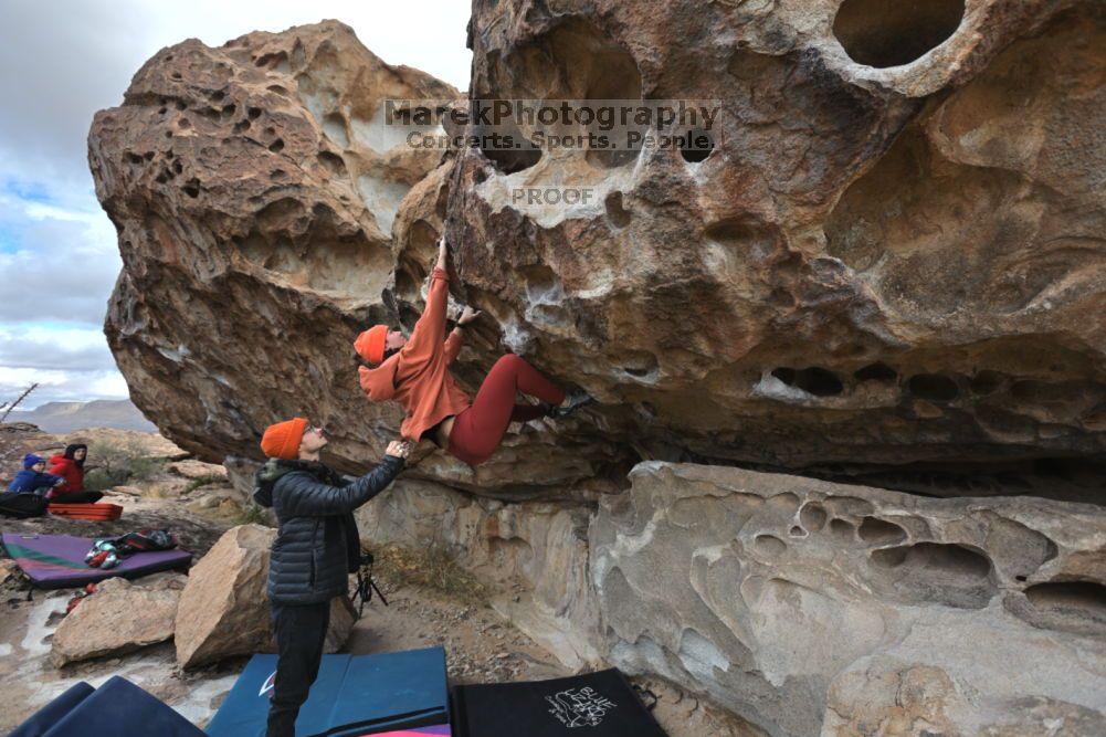 

Filename: SRM_20211210_1051080.jpg
Aperture: f/5.6
Shutter Speed: 1/500
Body: Canon EOS R6
Lens: Canon EF 16-35mm f/2.8 L