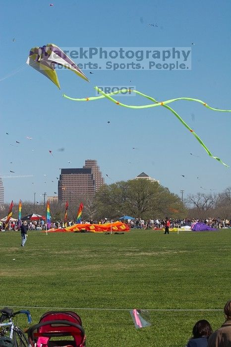 79th annual Zilker Park Kite Festival, Sunday, March 4, 2007.
Filename: SRM_20070304_1524301.jpg
Aperture: f/14.0
Shutter Speed: 1/500
Body: Canon EOS 20D
Lens: Canon EF 80-200mm f/2.8 L