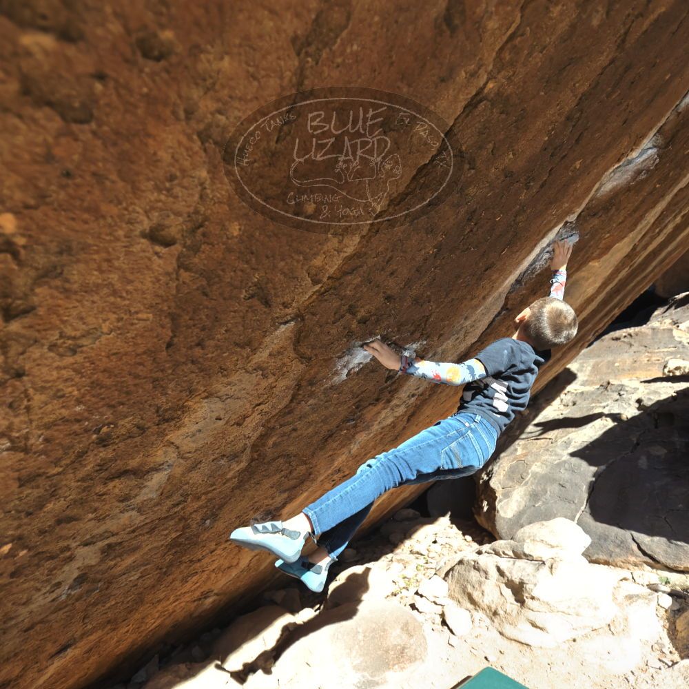 

Filename: SRM_20211222_1109450.jpg
Aperture: f/2.8
Shutter Speed: 1/4000
Body: Canon EOS R6
Lens: Canon EF 16-35mm f/2.8 L