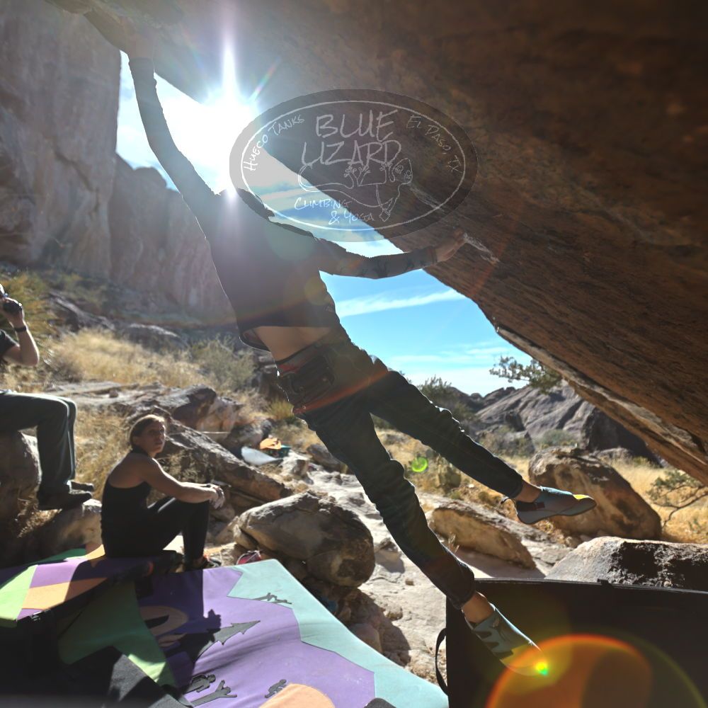 

Filename: SRM_20211222_1111221.jpg
Aperture: f/2.8
Shutter Speed: 1/4000
Body: Canon EOS R6
Lens: Canon EF 16-35mm f/2.8 L