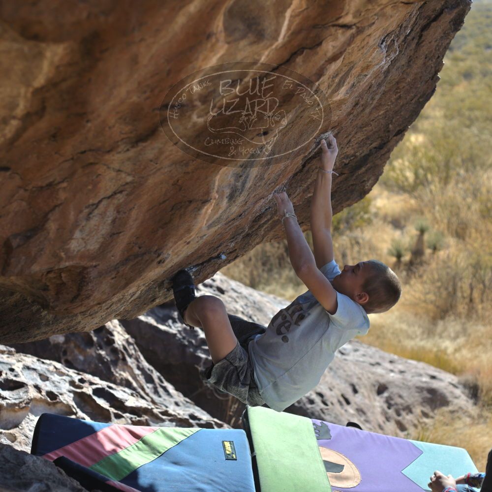 

Filename: SRM_20211223_1345311.jpg
Aperture: f/4.0
Shutter Speed: 1/1000
Body: Canon EOS R6
Lens: Canon EF 50mm f/1.8 II