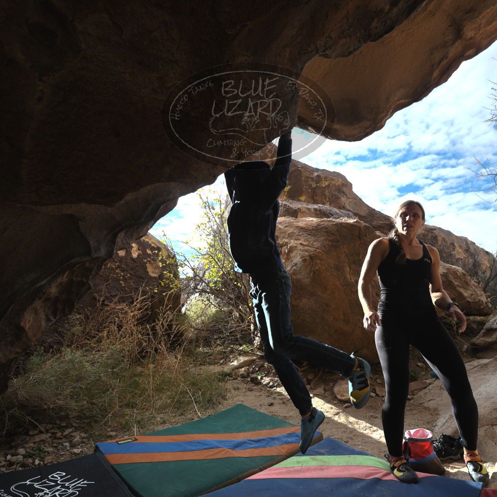 

Filename: SRM_20211227_0919240.jpg
Aperture: f/5.6
Shutter Speed: 1/250
Body: Canon EOS R6
Lens: Canon EF 16-35mm f/2.8 L