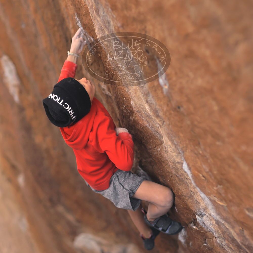 

Filename: SRM_20211227_1527071.jpg
Aperture: f/2.0
Shutter Speed: 1/320
Body: Canon EOS R6
Lens: Canon EF 85mm f/1.2 L II