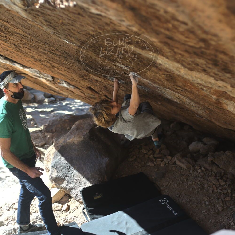 

Filename: SRM_20220106_1331150.jpg
Aperture: f/2.8
Shutter Speed: 1/1000
Body: Canon EOS R6
Lens: Canon EF 50mm f/1.8 II