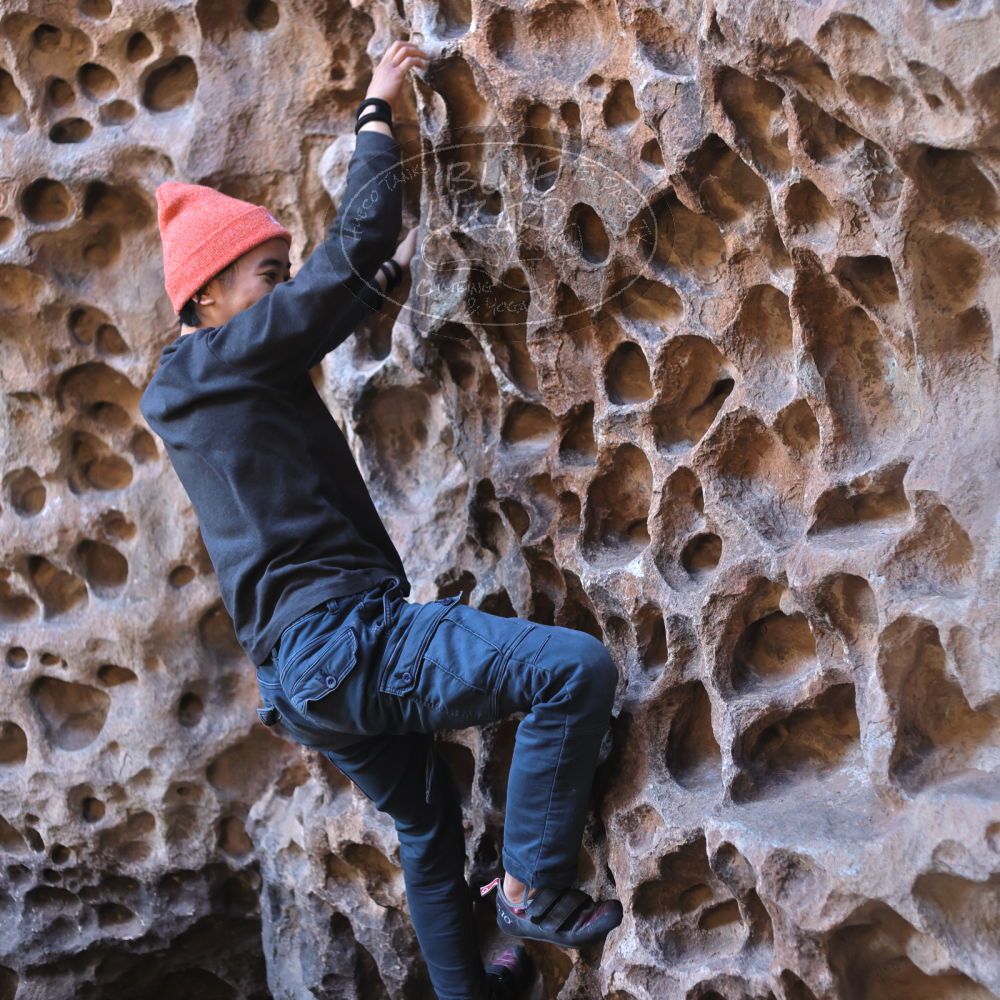 

Filename: SRM_20220107_1038210.jpg
Aperture: f/2.8
Shutter Speed: 1/250
Body: Canon EOS R6
Lens: Canon EF 50mm f/1.8 II