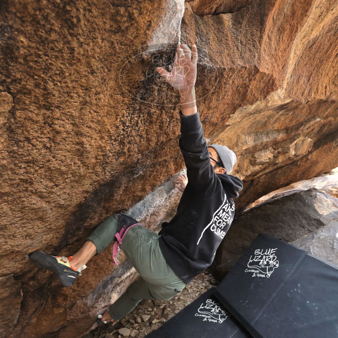 

Filename: SRM_20220123_1040120.jpg
Aperture: f/4.0
Shutter Speed: 1/400
Body: Canon EOS R6
Lens: Canon EF 16-35mm f/2.8 L