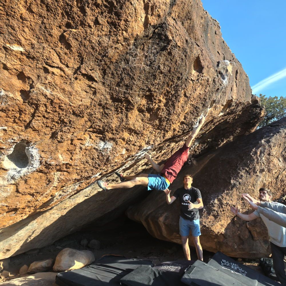 

Filename: SRM_20220227_1705110.jpg
Aperture: f/8.0
Shutter Speed: 1/500
Body: Canon EOS R6
Lens: Canon EF 16-35mm f/2.8 L