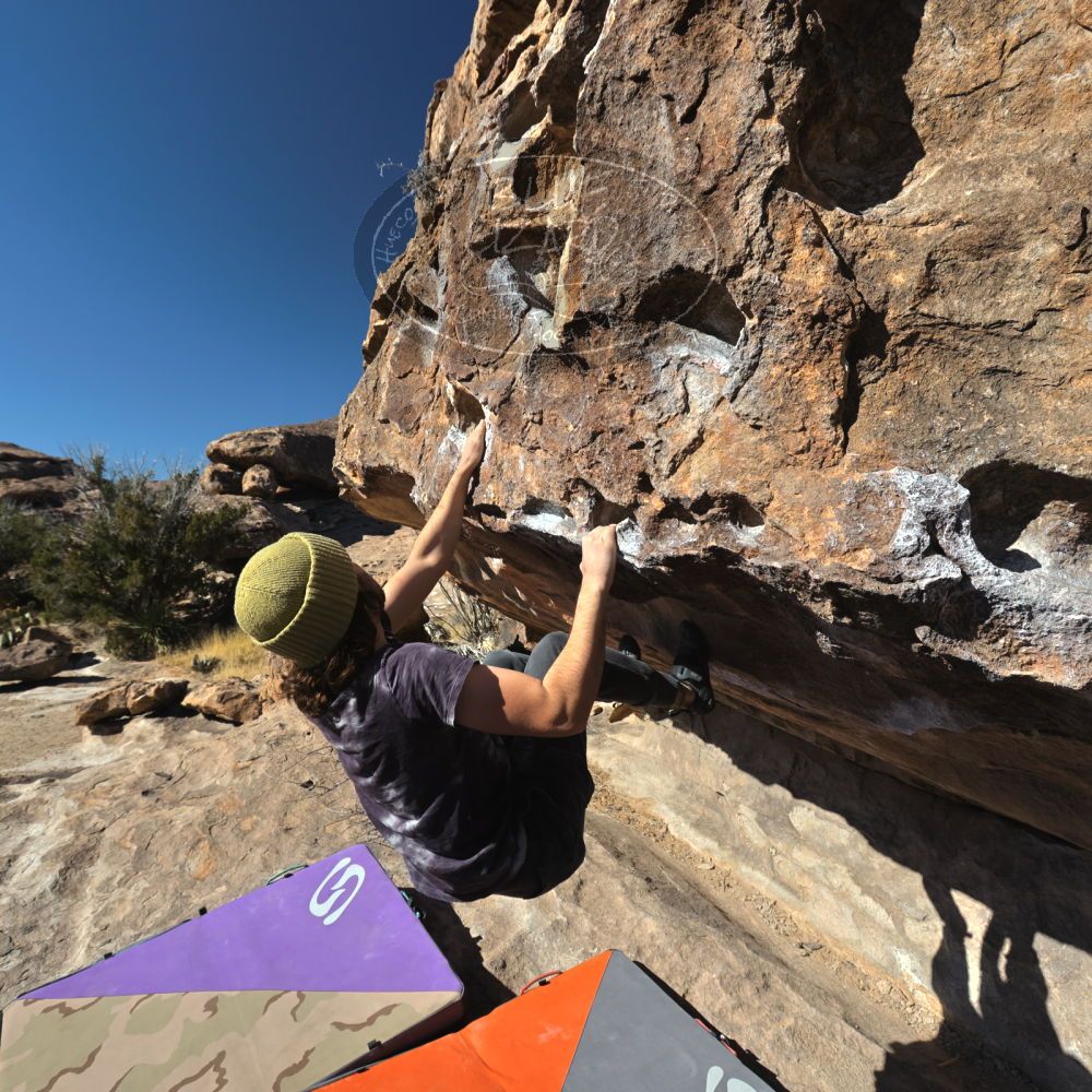 

Filename: SRM_20220305_0934290.jpg
Aperture: f/8.0
Shutter Speed: 1/500
Body: Canon EOS R6
Lens: Canon EF 16-35mm f/2.8 L