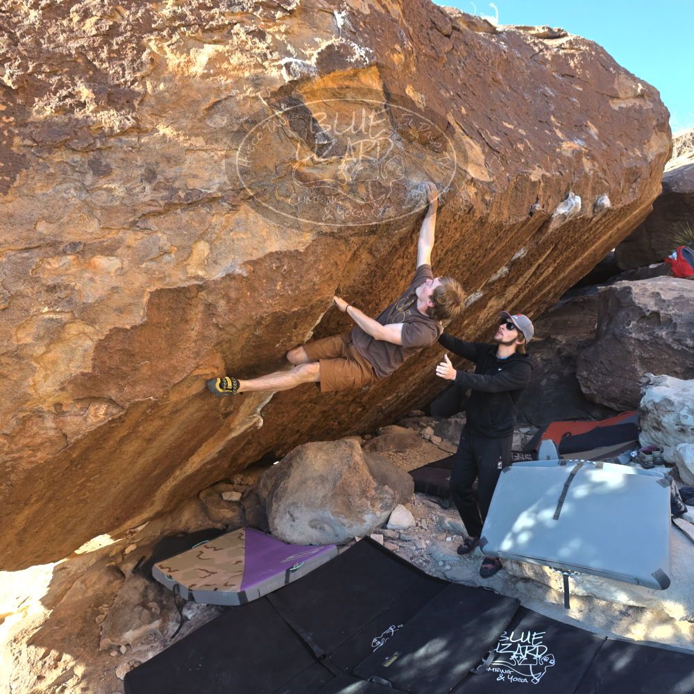 

Filename: SRM_20220305_1642300.jpg
Aperture: f/5.6
Shutter Speed: 1/250
Body: Canon EOS R6
Lens: Canon EF 16-35mm f/2.8 L