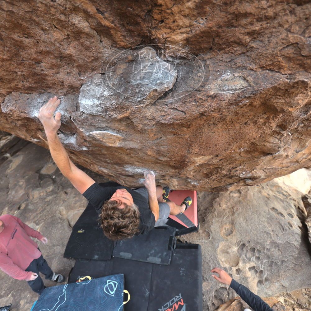 

Filename: SRM_20220319_1550000.jpg
Aperture: f/4.0
Shutter Speed: 1/320
Body: Canon EOS R6
Lens: Canon EF 16-35mm f/2.8 L