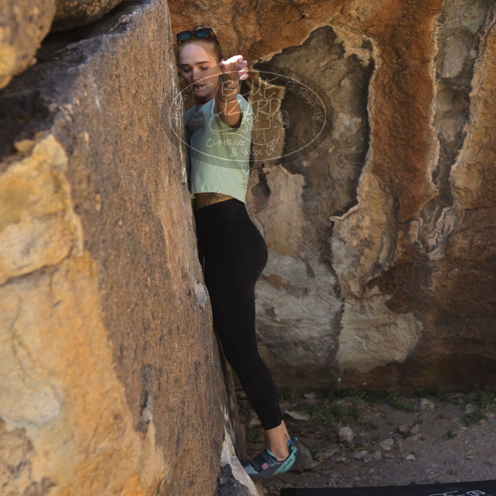 

Filename: SRM_20220408_1002460.jpg
Aperture: f/4.0
Shutter Speed: 1/250
Body: Canon EOS R6
Lens: Canon EF 50mm f/1.8 II