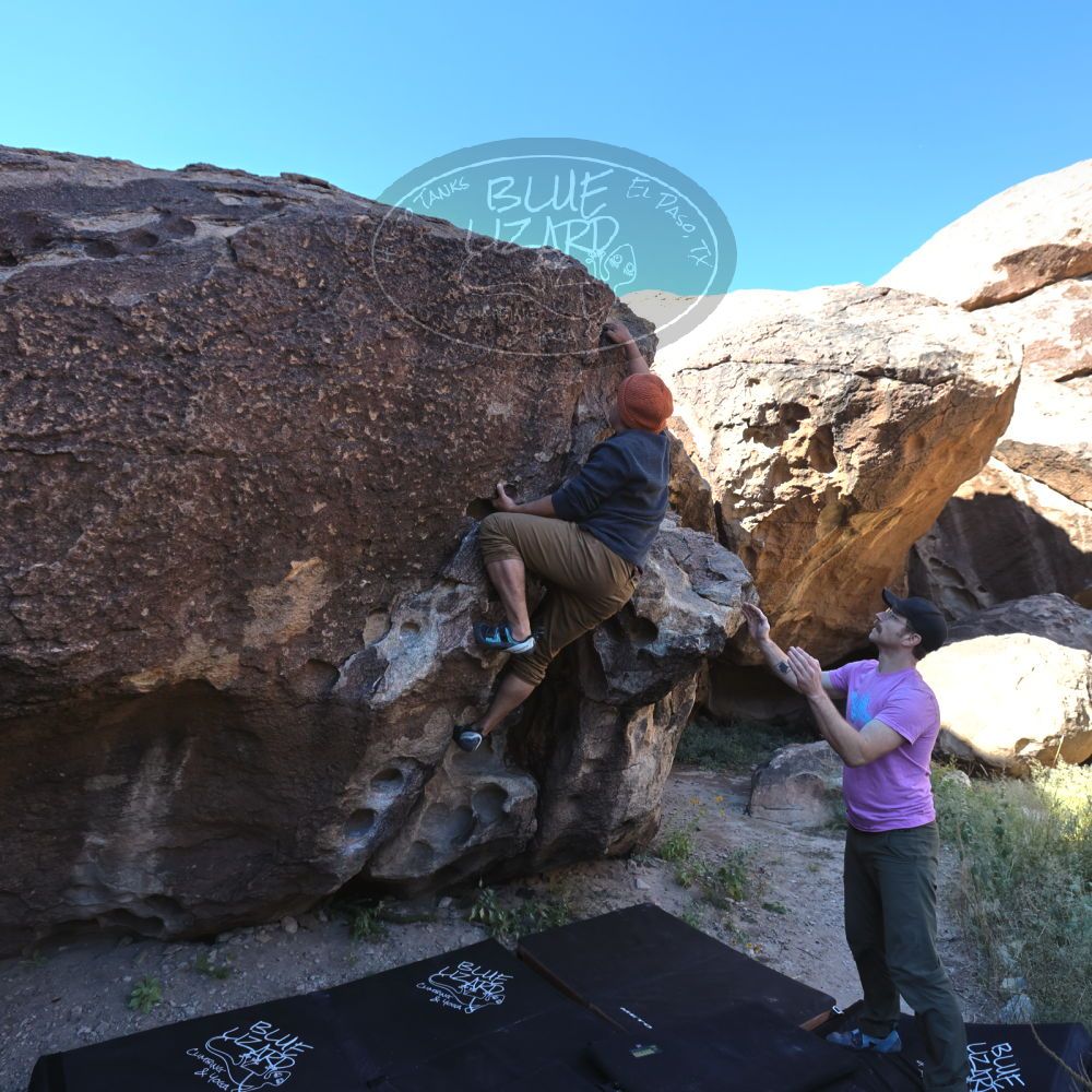 

Filename: SRM_20221025_0944090.jpg
Aperture: f/5.6
Shutter Speed: 1/500
Body: Canon EOS R6
Lens: Canon EF 16-35mm f/2.8 L