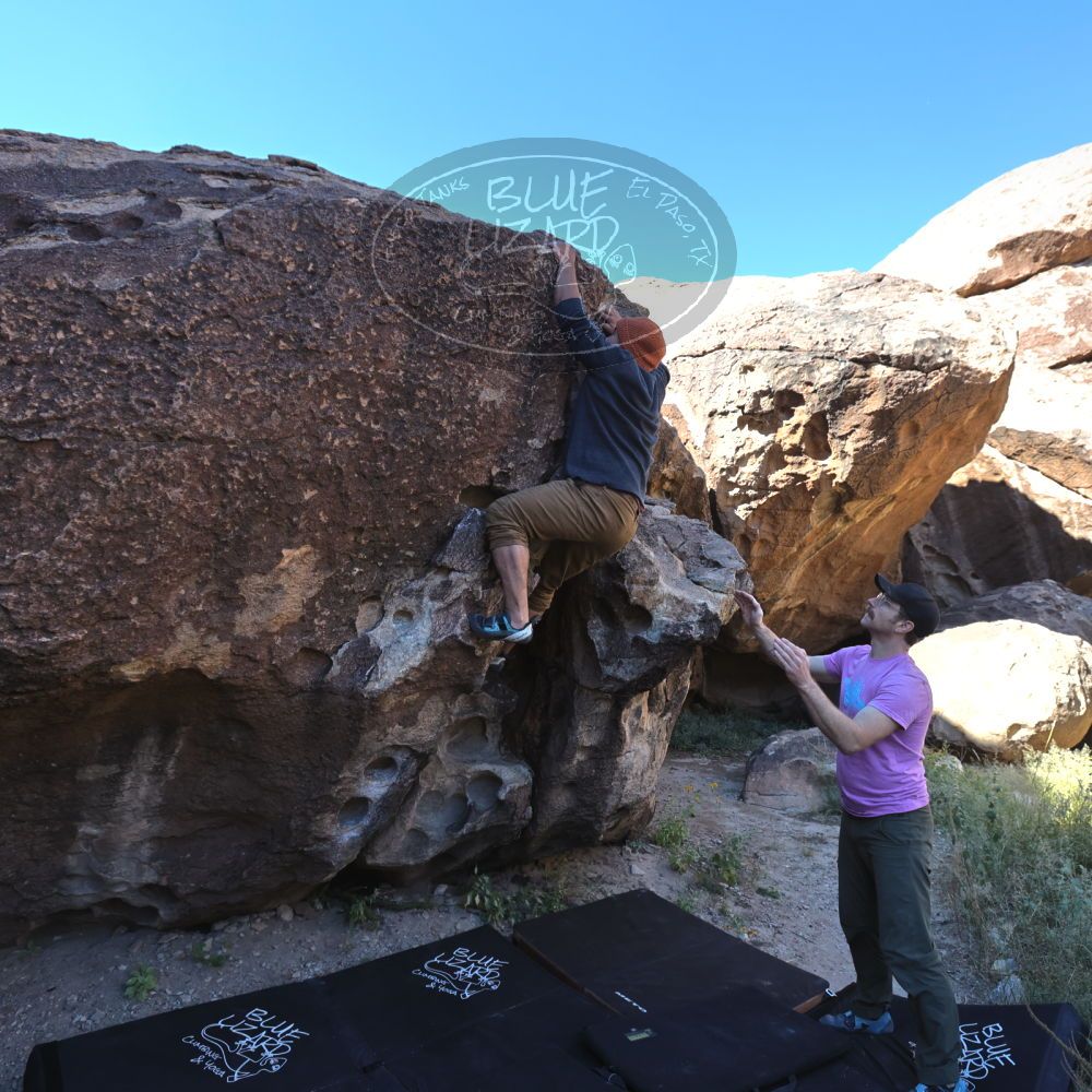 

Filename: SRM_20221025_0944120.jpg
Aperture: f/5.6
Shutter Speed: 1/500
Body: Canon EOS R6
Lens: Canon EF 16-35mm f/2.8 L