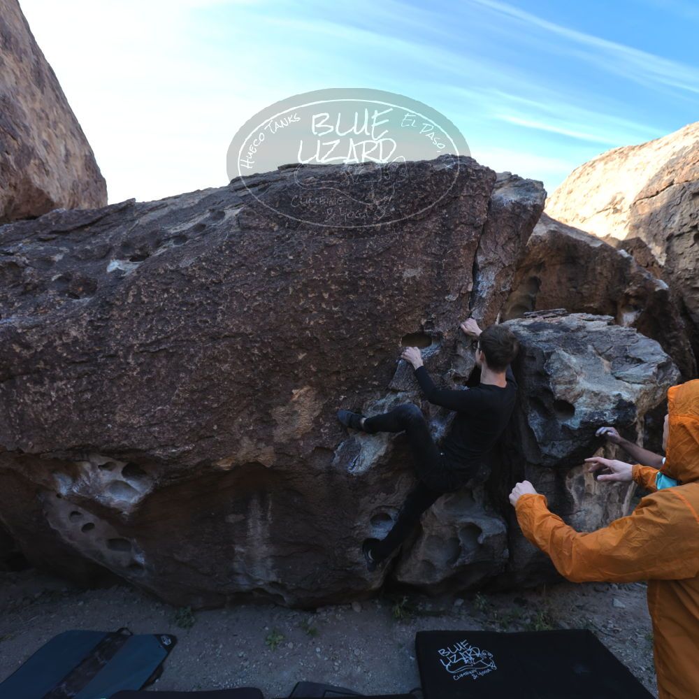 

Filename: SRM_20221112_0914130.jpg
Aperture: f/4.5
Shutter Speed: 1/500
Body: Canon EOS R6
Lens: Canon EF 16-35mm f/2.8 L