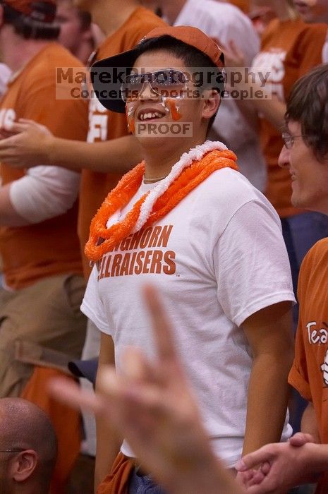 The Longhorns defeated the Huskers 3-0 on Wednesday night, October 24, 2007 at Gregory Gym.

Filename: SRM_20071024_1941360.jpg
Aperture: f/4.0
Shutter Speed: 1/320
Body: Canon EOS-1D Mark II
Lens: Canon EF 80-200mm f/2.8 L
