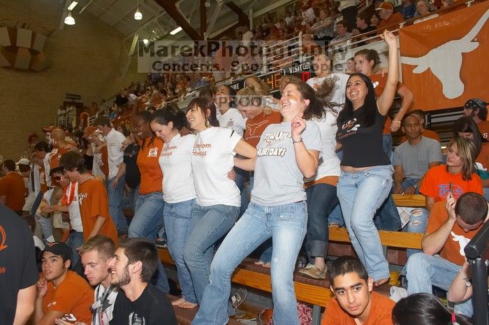 The Longhorns defeated the Huskers 3-0 on Wednesday night, October 24, 2007 at Gregory Gym.

Filename: SRM_20071024_1944567.jpg
Aperture: f/7.1
Shutter Speed: 1/100
Body: Canon EOS 20D
Lens: Canon EF-S 18-55mm f/3.5-5.6
