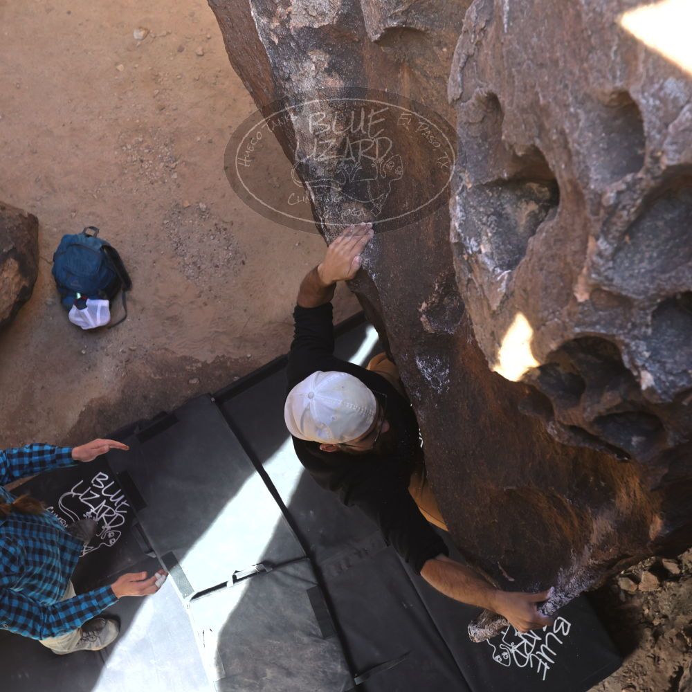 

Filename: SRM_20221113_1213330.jpg
Aperture: f/5.6
Shutter Speed: 1/320
Body: Canon EOS R6
Lens: Canon EF 16-35mm f/2.8 L