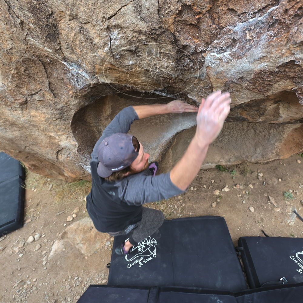 

Filename: SRM_20221120_0946420.jpg
Aperture: f/5.6
Shutter Speed: 1/320
Body: Canon EOS R6
Lens: Canon EF 16-35mm f/2.8 L