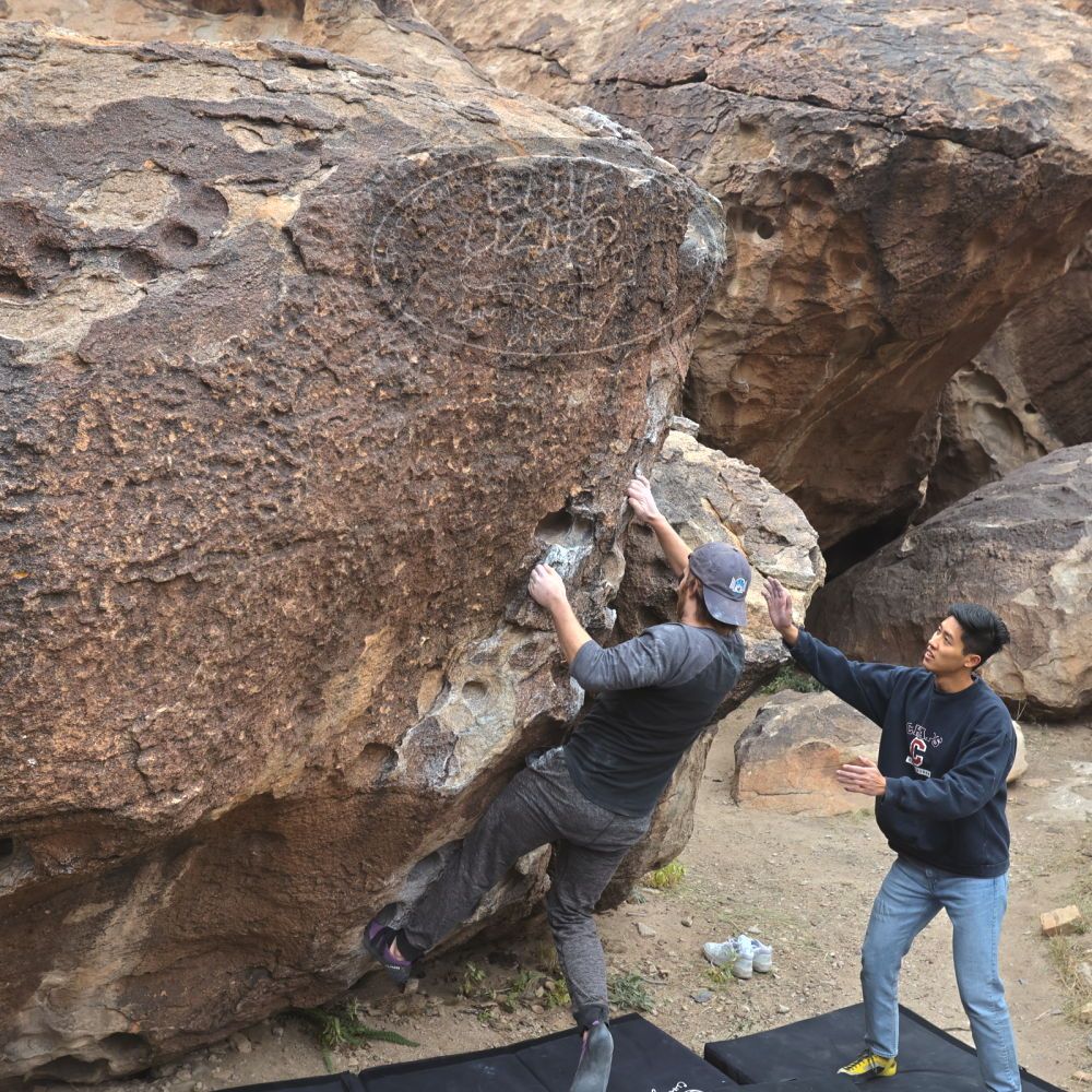 

Filename: SRM_20221120_1022200.jpg
Aperture: f/5.6
Shutter Speed: 1/320
Body: Canon EOS R6
Lens: Canon EF 16-35mm f/2.8 L