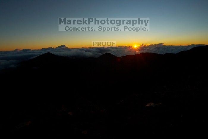 Trip to Maui, Hawai'i, 2007.

Filename: SRM_20071221_0655340.jpg
Aperture: f/8.0
Shutter Speed: 1/400
Body: Canon EOS-1D Mark II
Lens: Sigma 15-30mm f/3.5-4.5 EX Aspherical DG DF