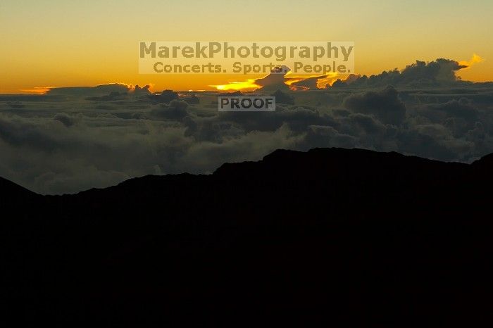 Trip to Maui, Hawai'i, 2007.

Filename: SRM_20071221_0655493.jpg
Aperture: f/8.0
Shutter Speed: 1/250
Body: Canon EOS 20D
Lens: Canon EF 50mm f/1.8 II