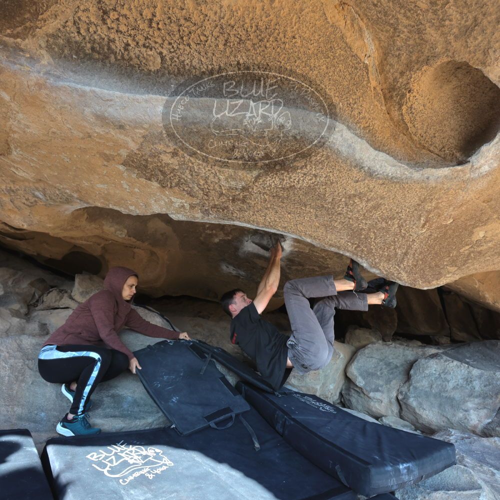 Filename: SRM_20221219_1316390.jpg
Aperture: f/5.6
Shutter Speed: 1/400
Body: Canon EOS R6
Lens: Canon EF 16-35mm f/2.8 L