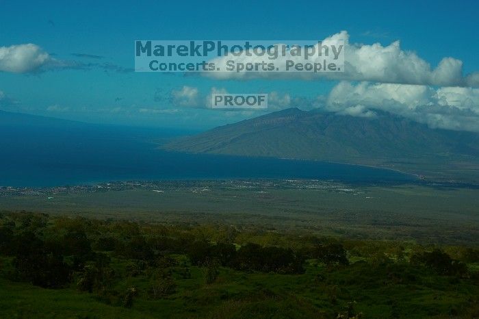 Bike trip down Haleakala. Trip to Maui, Hawai'i, 2007.
Filename: SRM_20071221_1318031.jpg
Aperture: f/8.0
Shutter Speed: 1/800
Body: Canon EOS-1D Mark II
Lens: Canon EF 50mm f/1.8 II