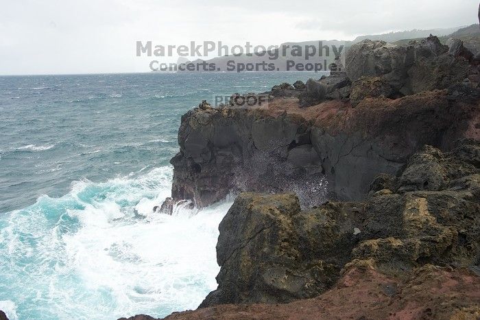 Hike to the Nakalele blowholes along the surf-beaten lava formations.
Filename: SRM_20071219_1346285.jpg
Aperture: f/10.0
Shutter Speed: 1/250
Body: Canon EOS-1D Mark II
Lens: Sigma 15-30mm f/3.5-4.5 EX Aspherical DG DF