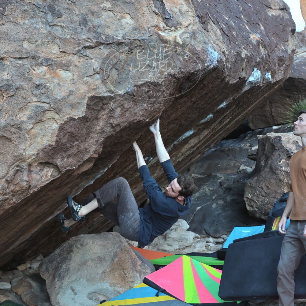 

Filename: SRM_20230114_1005410.jpg
Aperture: f/5.6
Shutter Speed: 1/640
Body: Canon EOS R6
Lens: Canon EF 16-35mm f/2.8 L